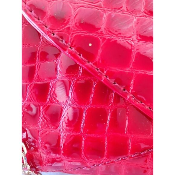 Antonio Melani Red Faux Croc Chain Crossbody Clutch - Picture 8 of 9